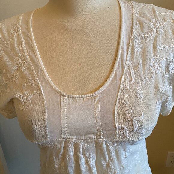 Zara Women's embroidered blouse - Picture 2 of 3